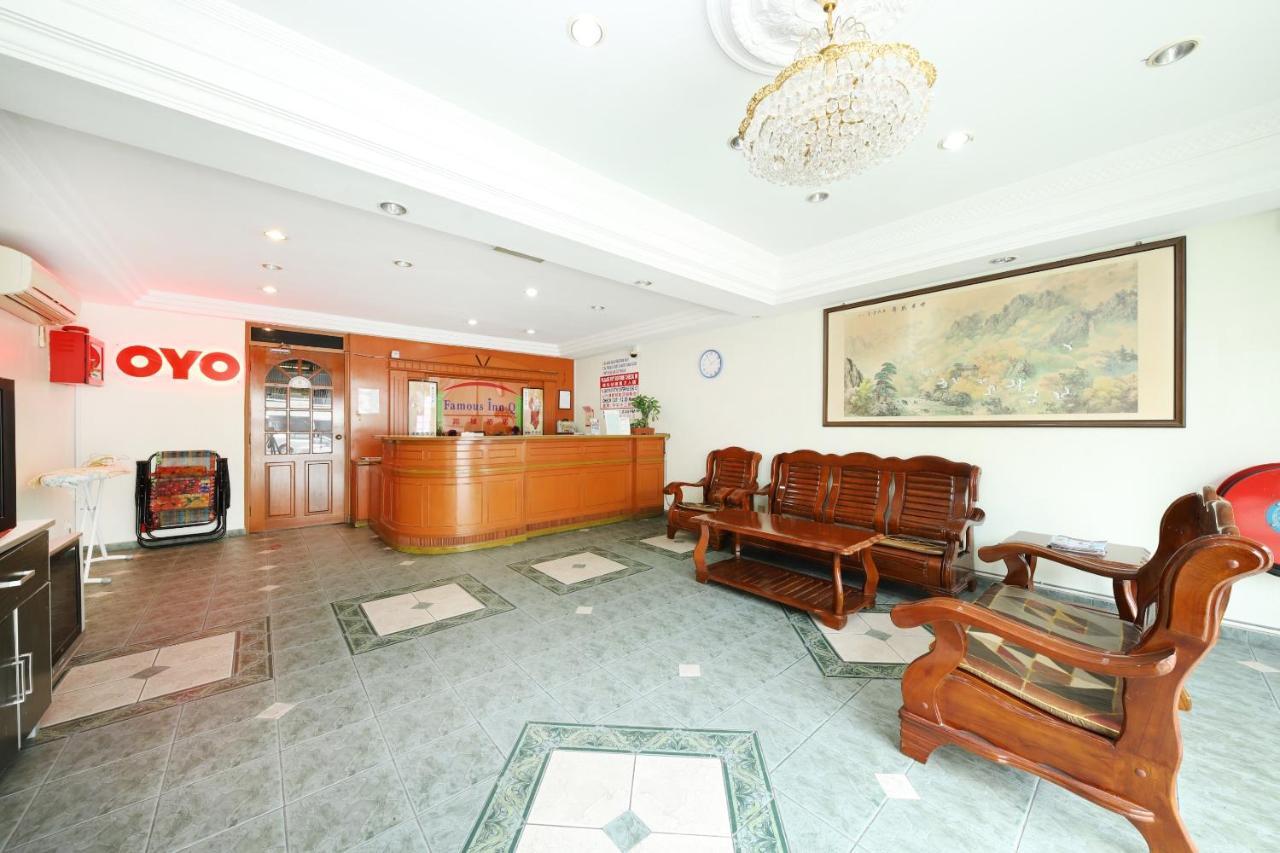 Malacca Oyo 764 Hotel Famous Inn מראה חיצוני תמונה