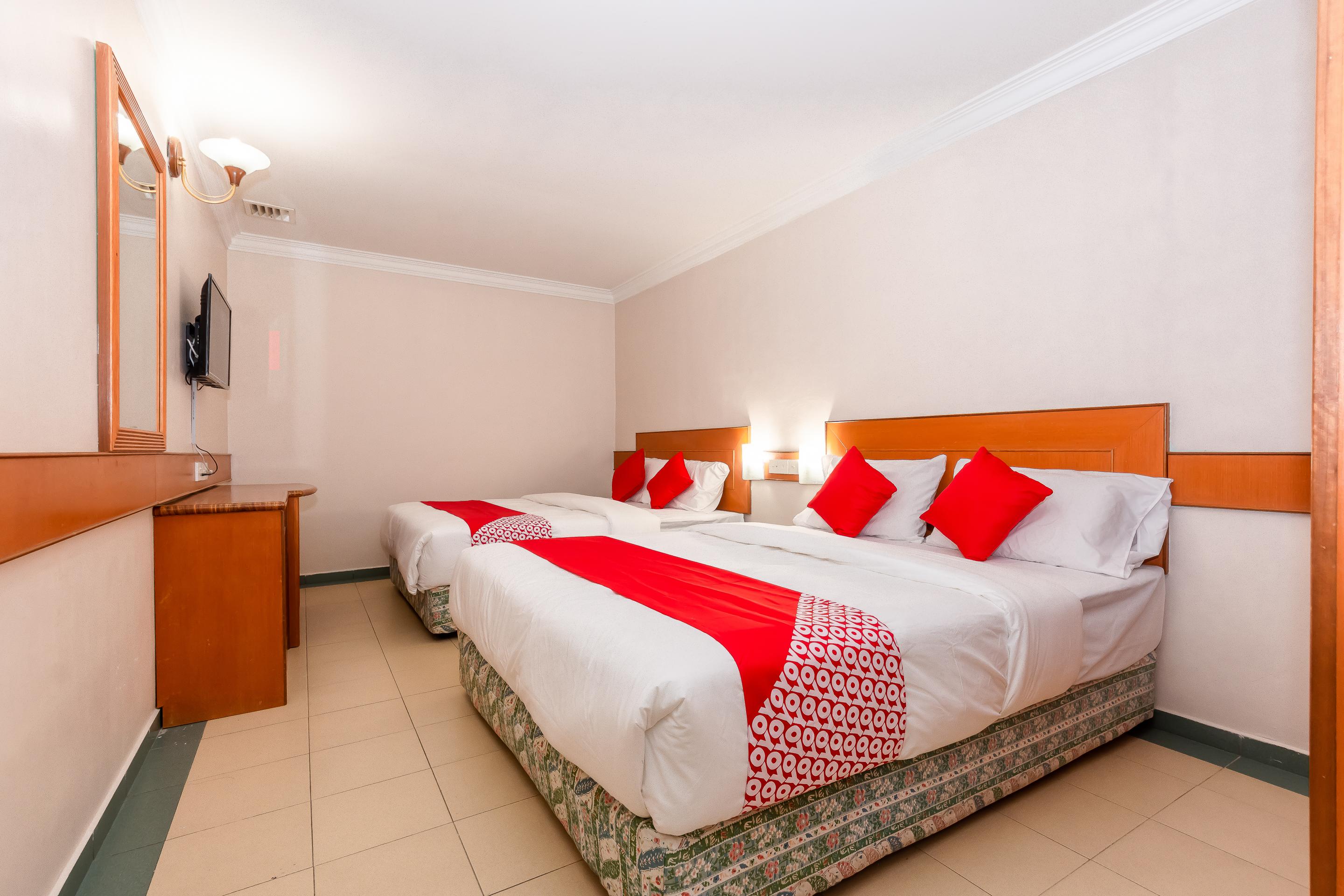 Malacca Oyo 764 Hotel Famous Inn מראה חיצוני תמונה
