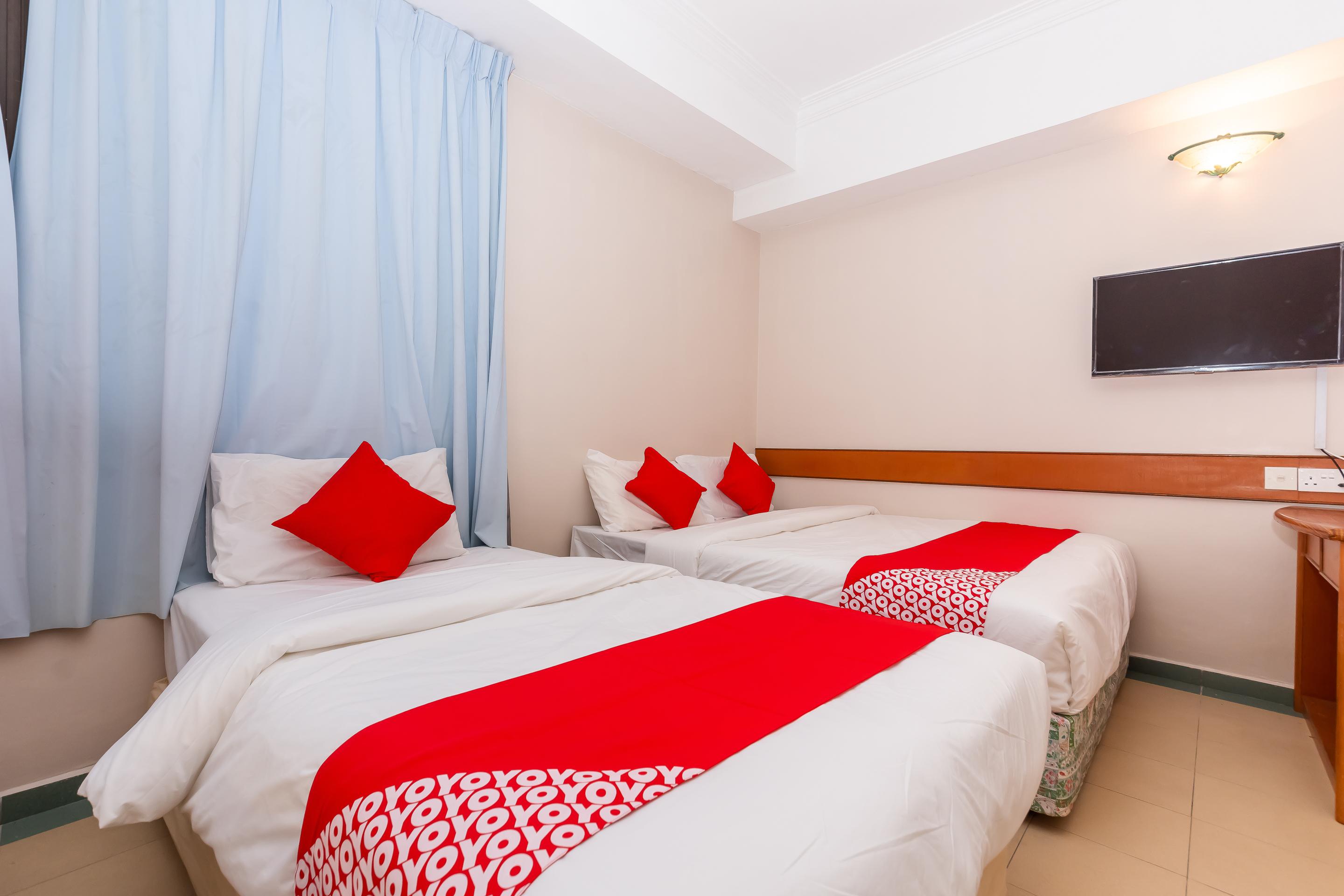 Malacca Oyo 764 Hotel Famous Inn מראה חיצוני תמונה